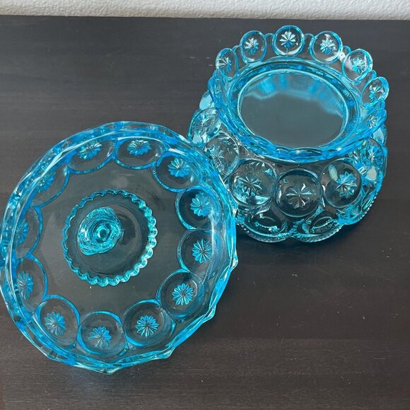 Westmoreland Glass Covered Candy Dish // Moon and Stars Pattern // Aqua Blue - Picture 7 of 9